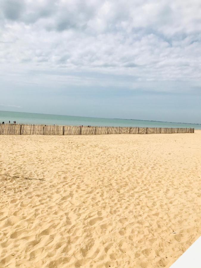 Hotel Restaurant L'Atelier Des Cousins Chatelaillon-Plage Exterior photo