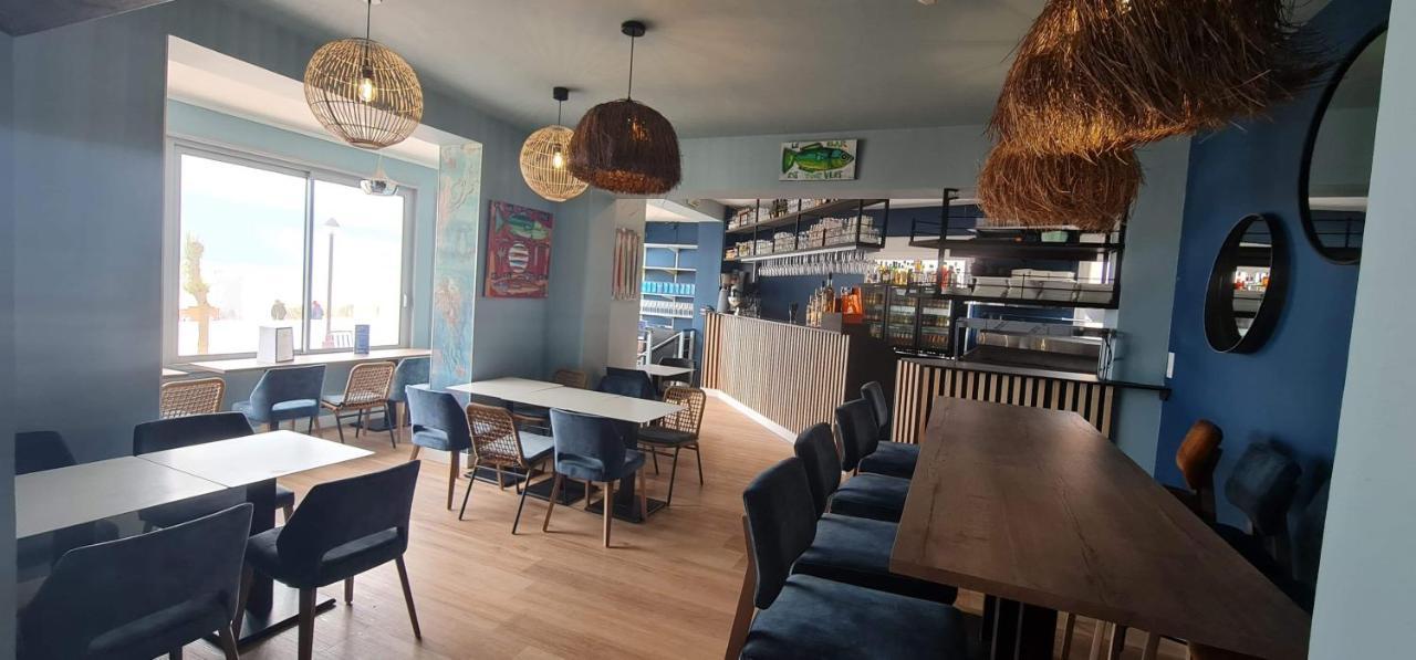 Hotel Restaurant L'Atelier Des Cousins Chatelaillon-Plage Exterior photo